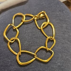Chic Gold Heart Link Bracelet